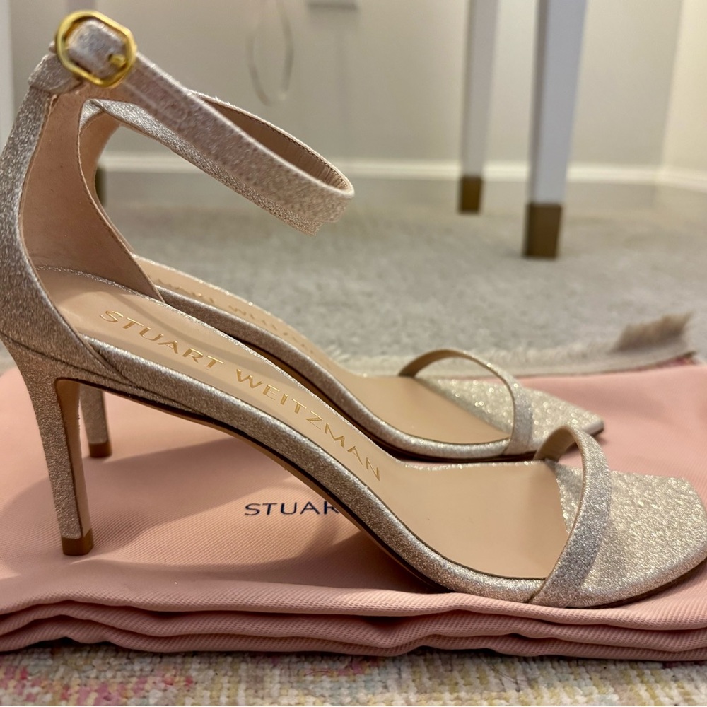 Stuart Weitzman Nudistcurve 75mm ankle strap sandal in Platino size: 7 NWOB